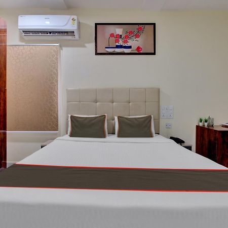 Collection O Hotel Mango Tree Khammam Экстерьер фото