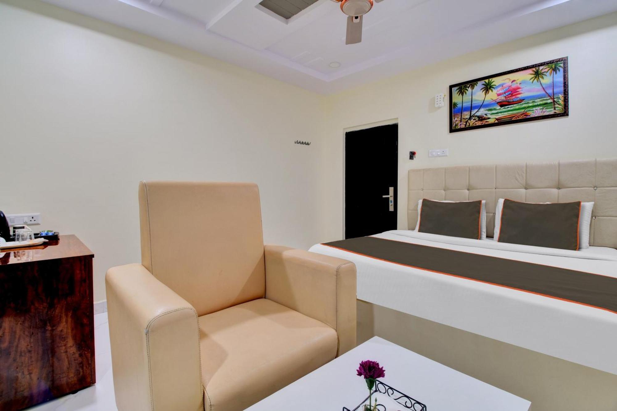 Collection O Hotel Mango Tree Khammam Экстерьер фото