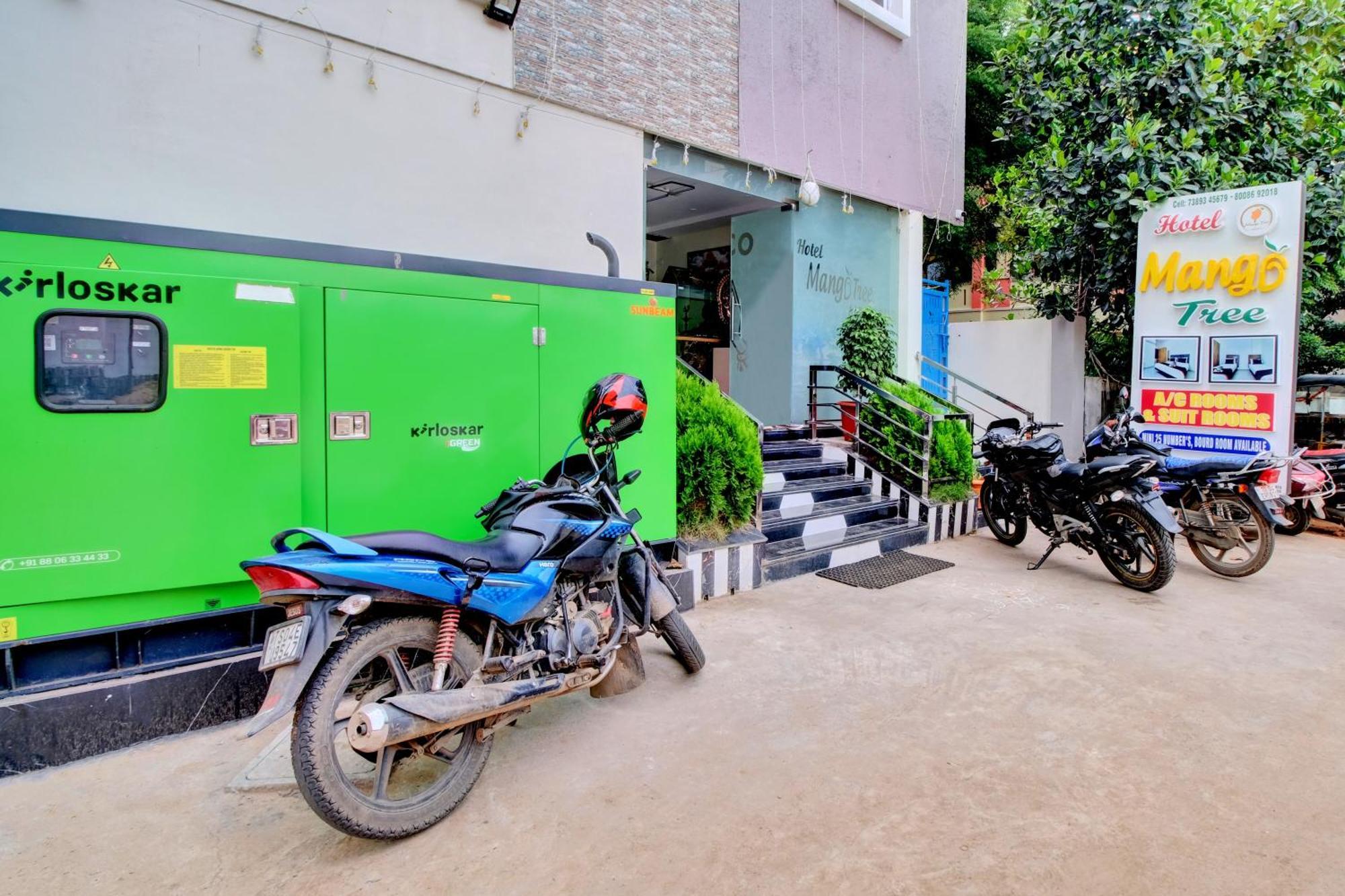 Collection O Hotel Mango Tree Khammam Экстерьер фото