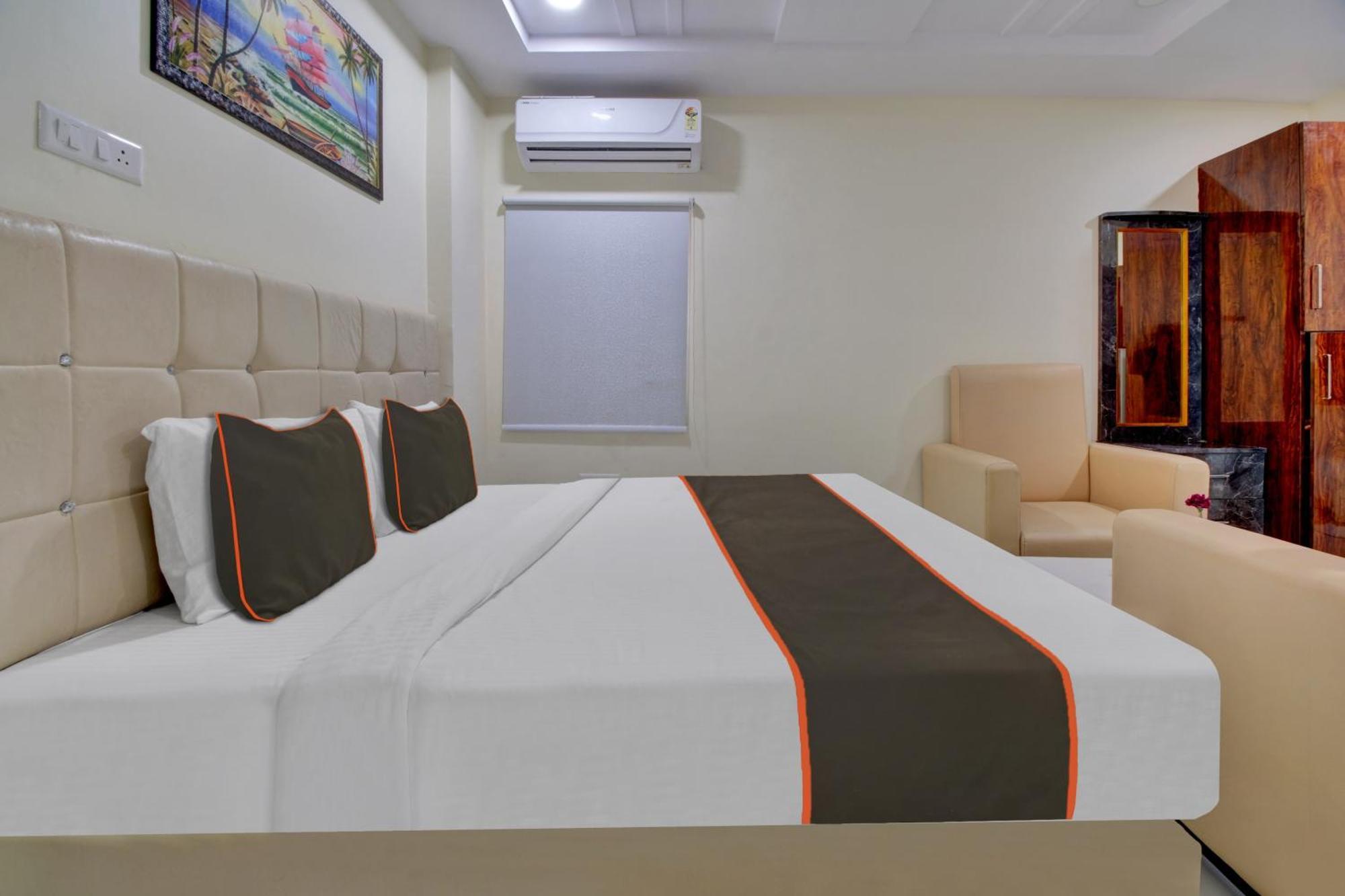 Collection O Hotel Mango Tree Khammam Экстерьер фото