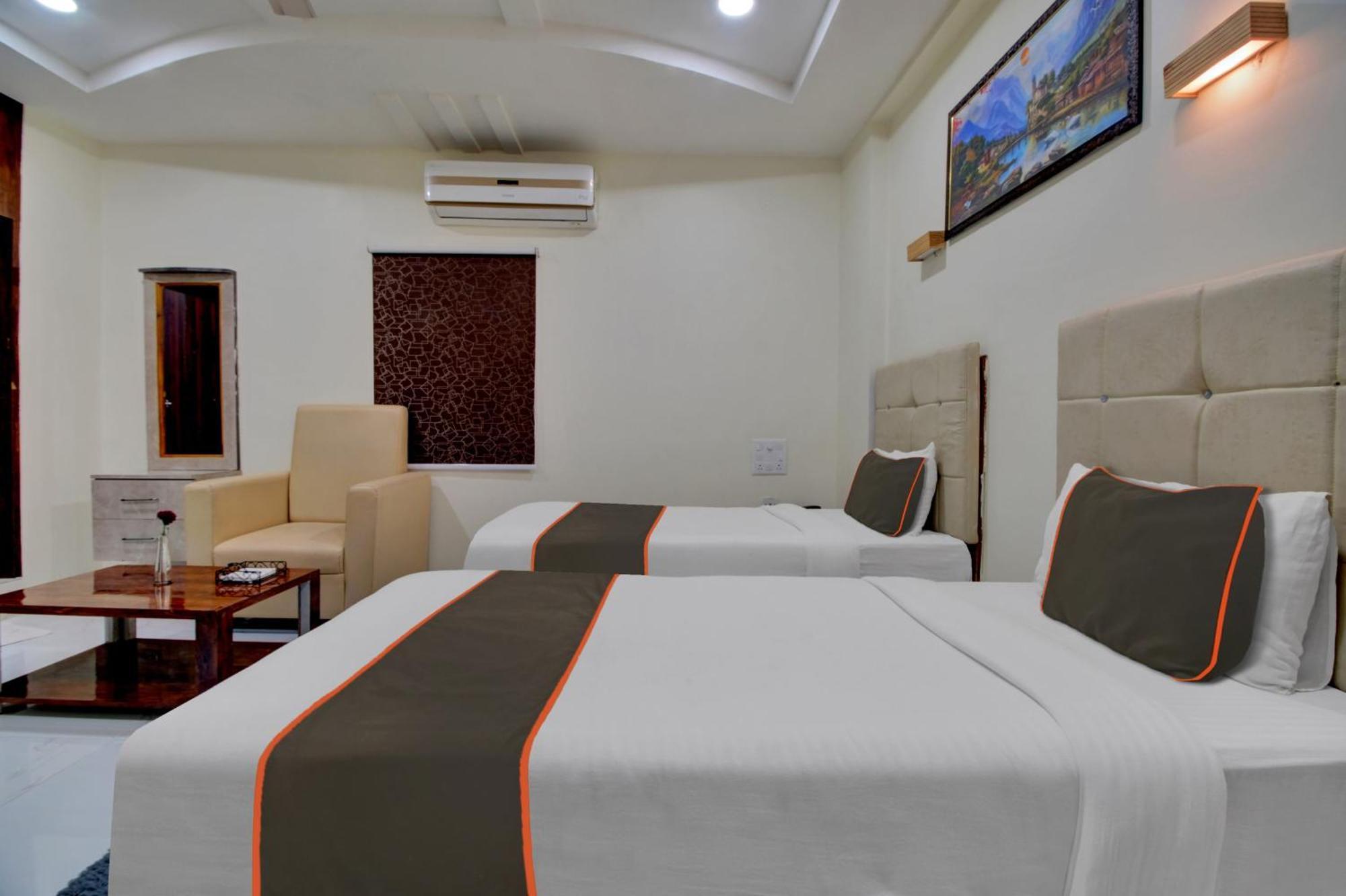 Collection O Hotel Mango Tree Khammam Экстерьер фото